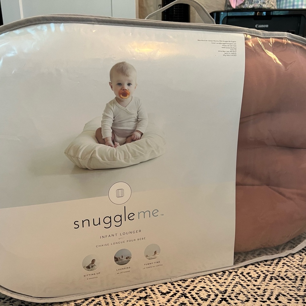 Snuggle Me Infant Lounger - Gumdrop